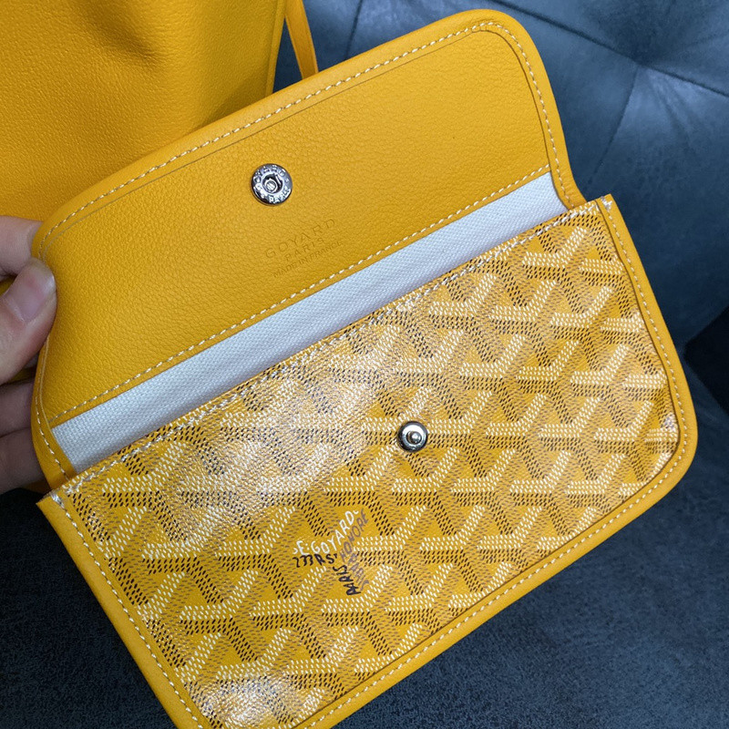 G09ard purse