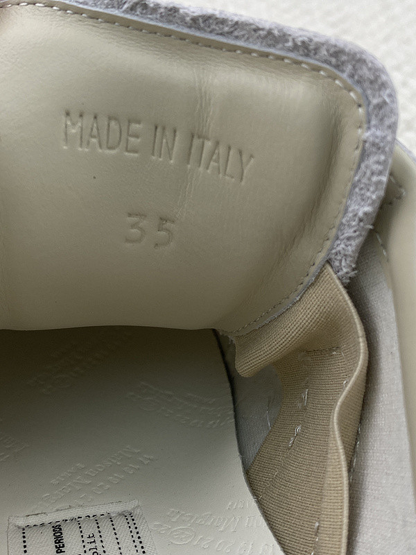 ma*s*n Ma*i*la sneaker
