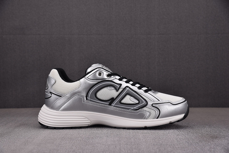 dio* sneaker