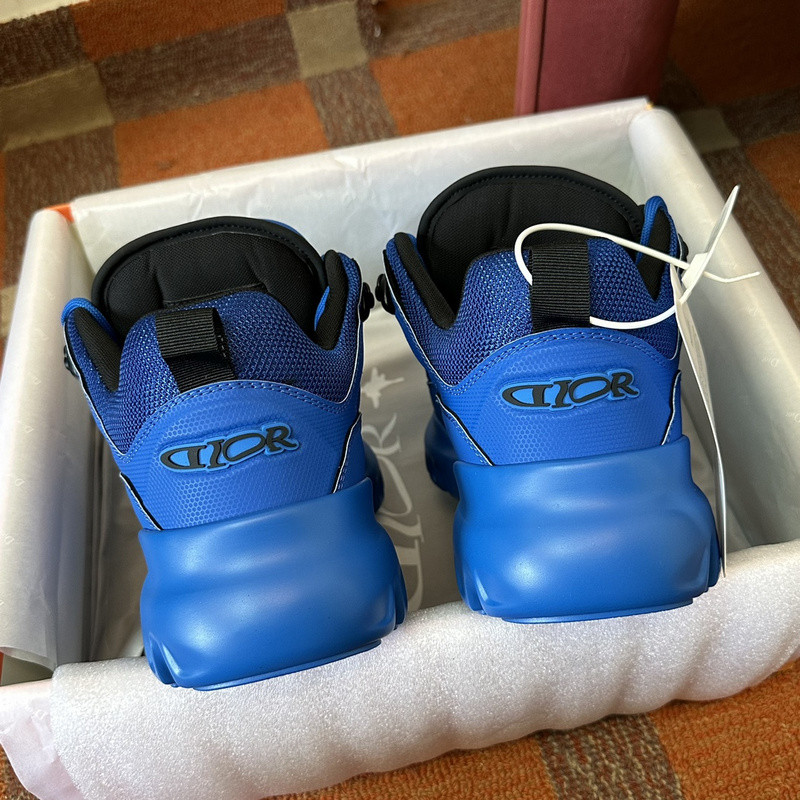 DIO* SNEAKER