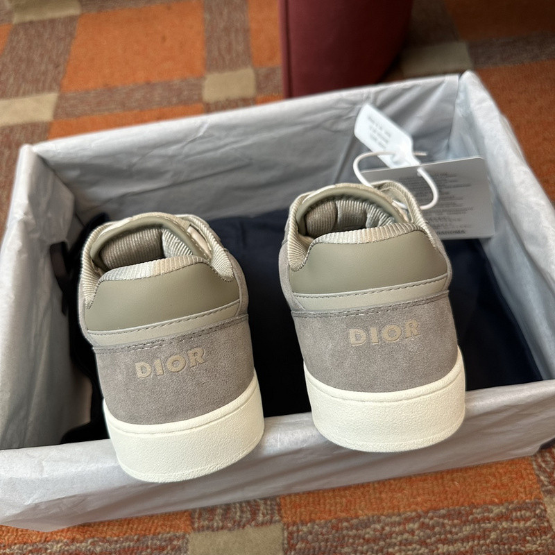 DIO* SNEAKER