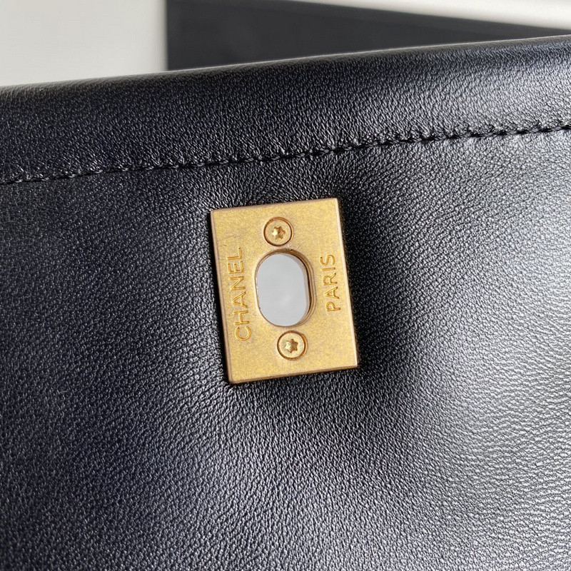 Ch**el purse