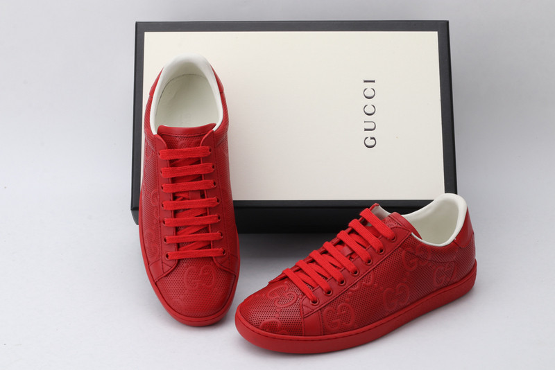 g*u*i sneaker
