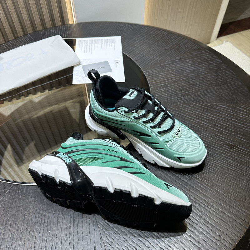 DIO* SNEAKER