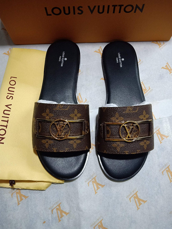lvt sandals