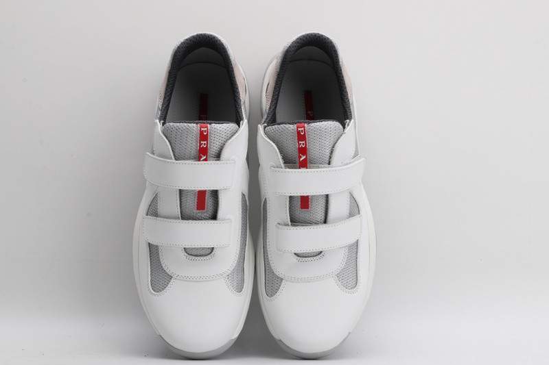 pr sneaker