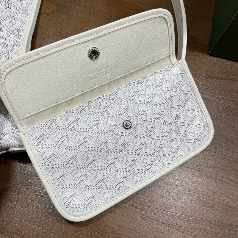 G09ard purse