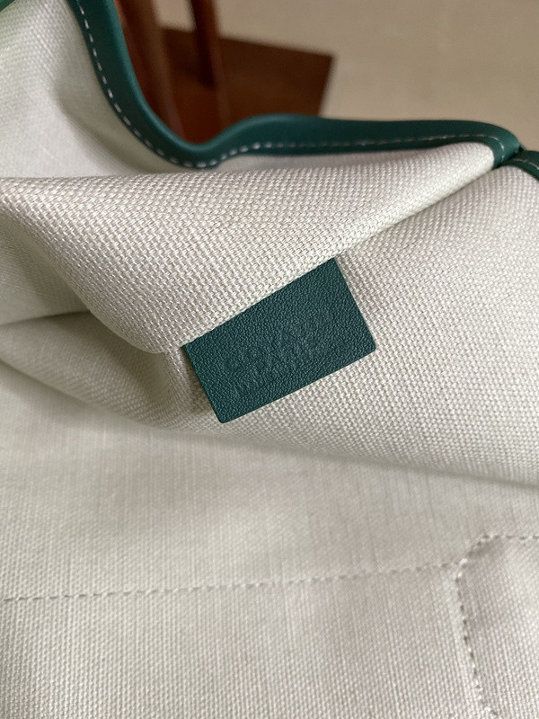G09ard purse