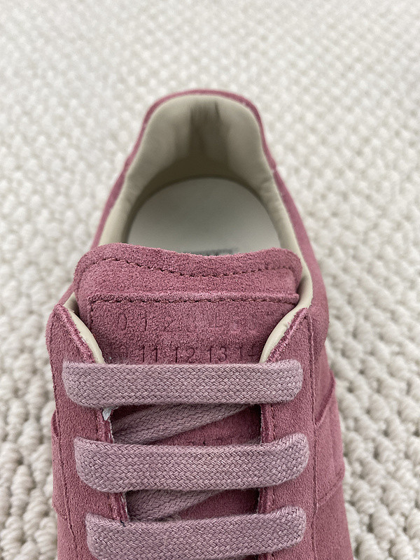 ma*s*n Ma*i*la sneaker