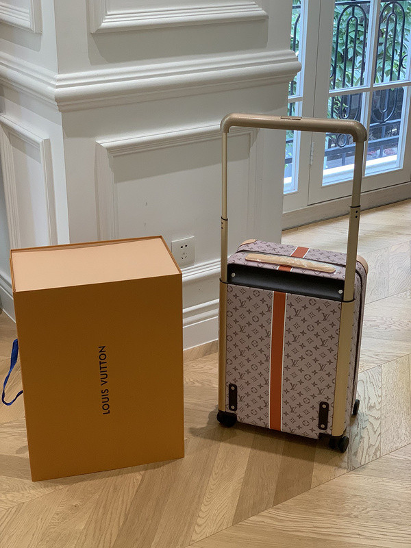 LVT HORIZON four-wheeled trolley case