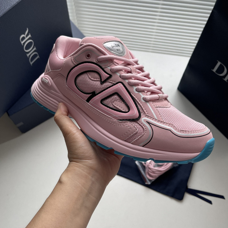 dio* sneaker