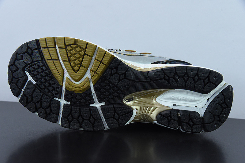 new balance sneaker