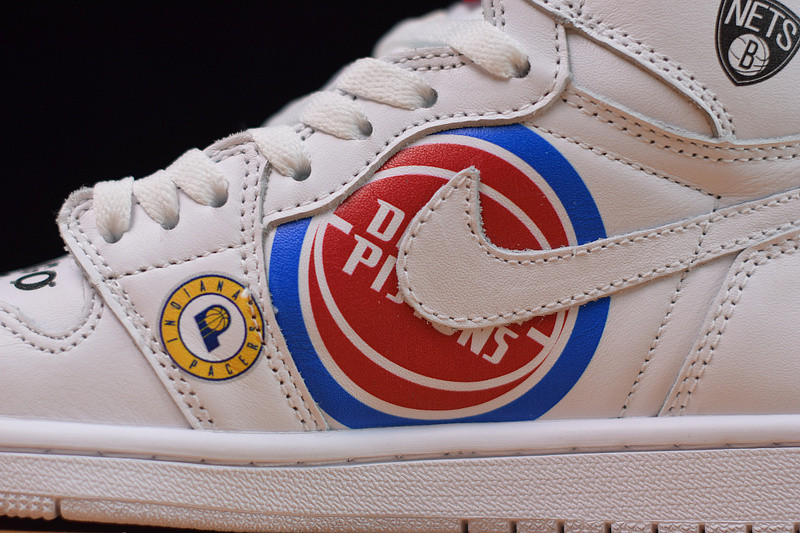 air jordan 1 & S*p*e retro high og "perforated" 555088-100