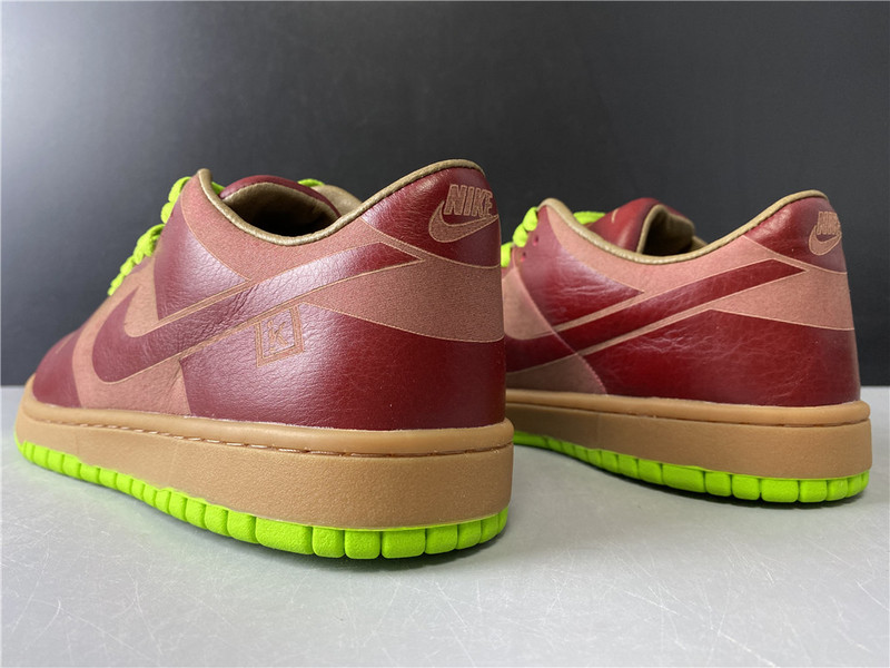 dunk low 1 piece 311611-661