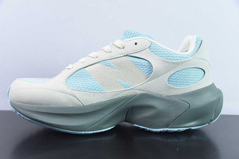 new balance sneaker