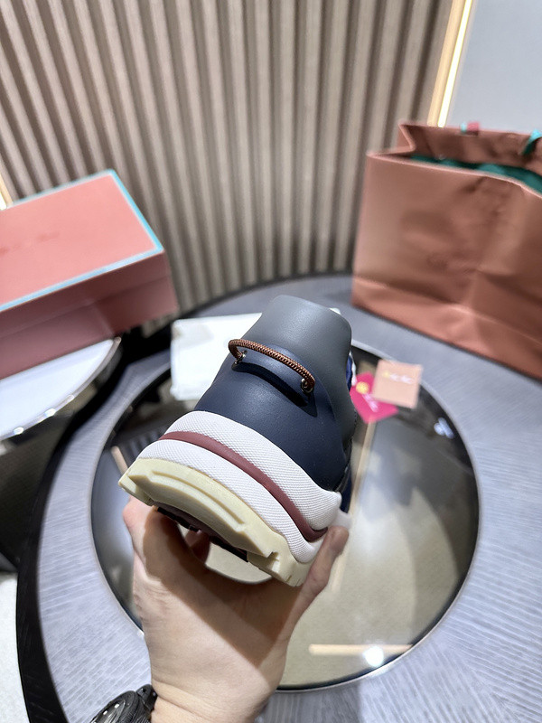 L0r0 P1ana sneaker