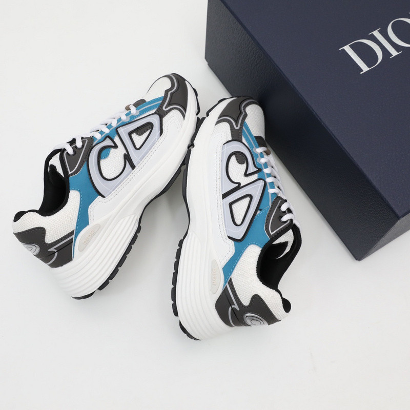 dio* sneaker