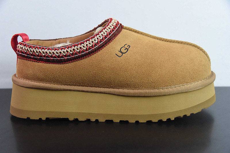 UGG