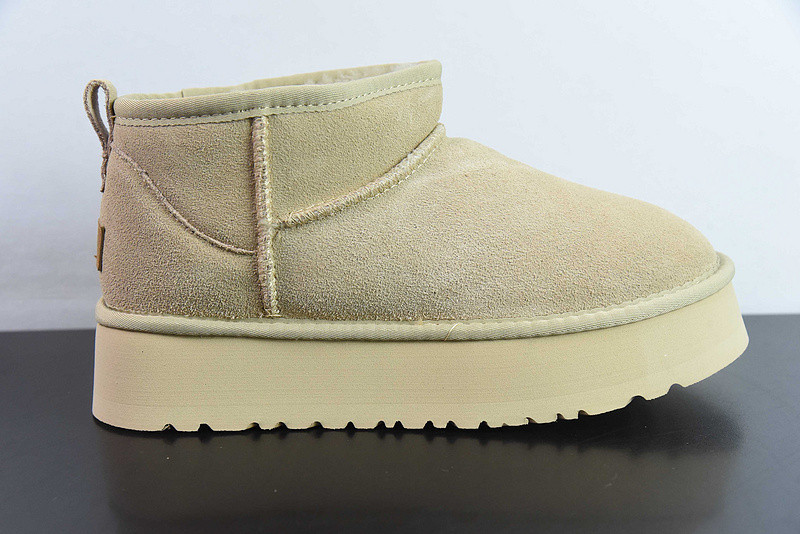 UGG