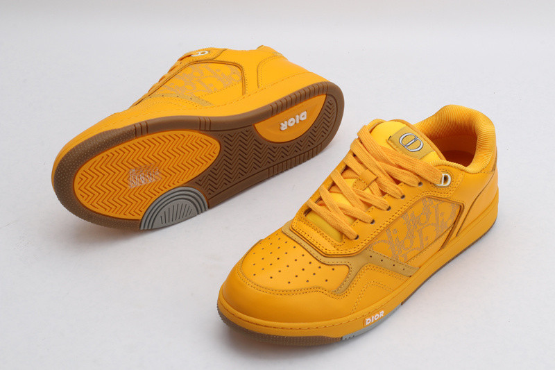dio* sneaker