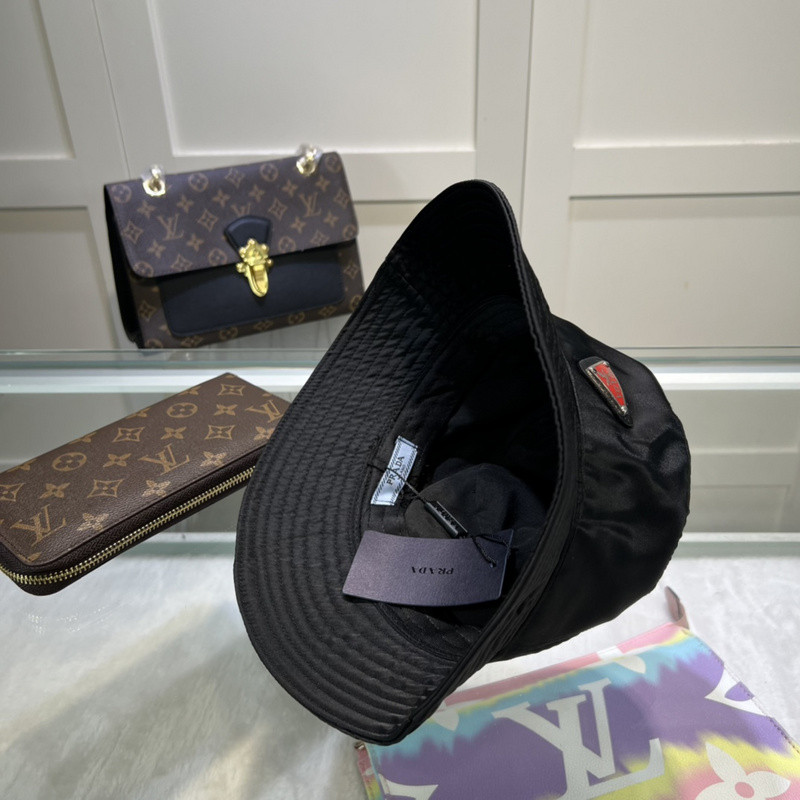 pra*a hat