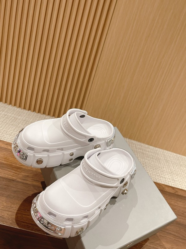 Cr*0*s x ba*len*cia*ga hardCr*0*s sandal