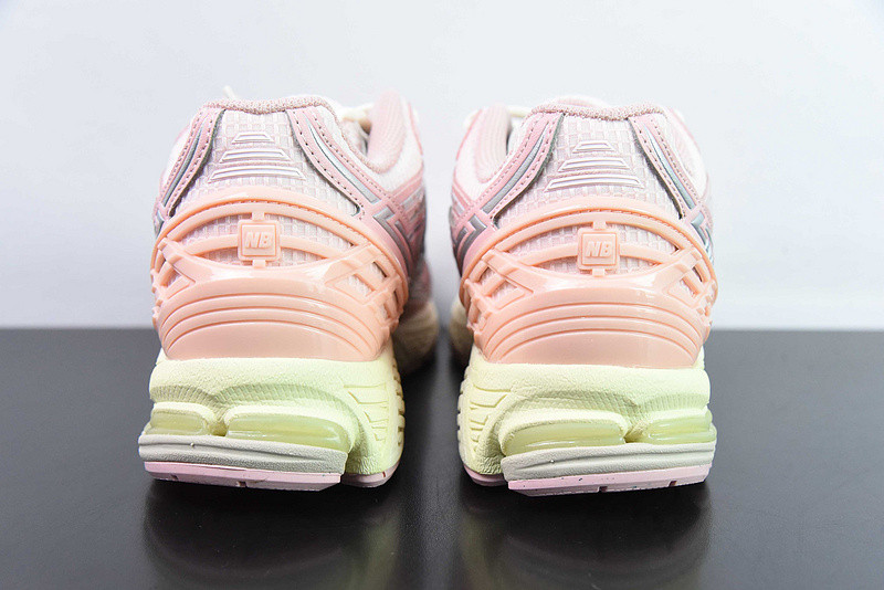 new balance sneaker