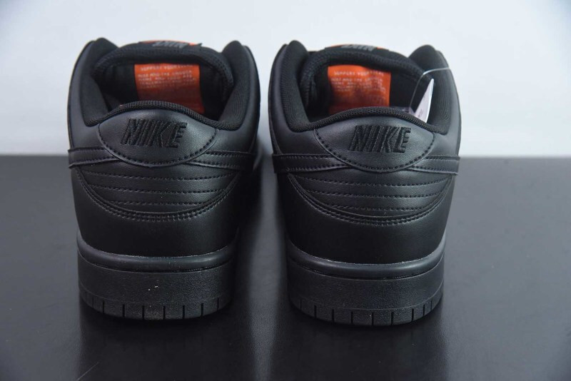 Nike SB Dunk Low Pro ISO Triple Black FJ1674-001