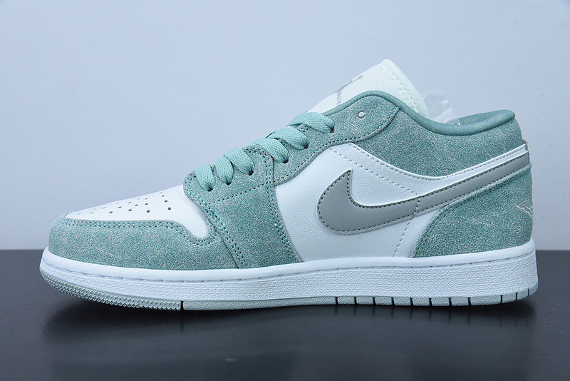 air jordan 1 low “new emerald” dn3705-301