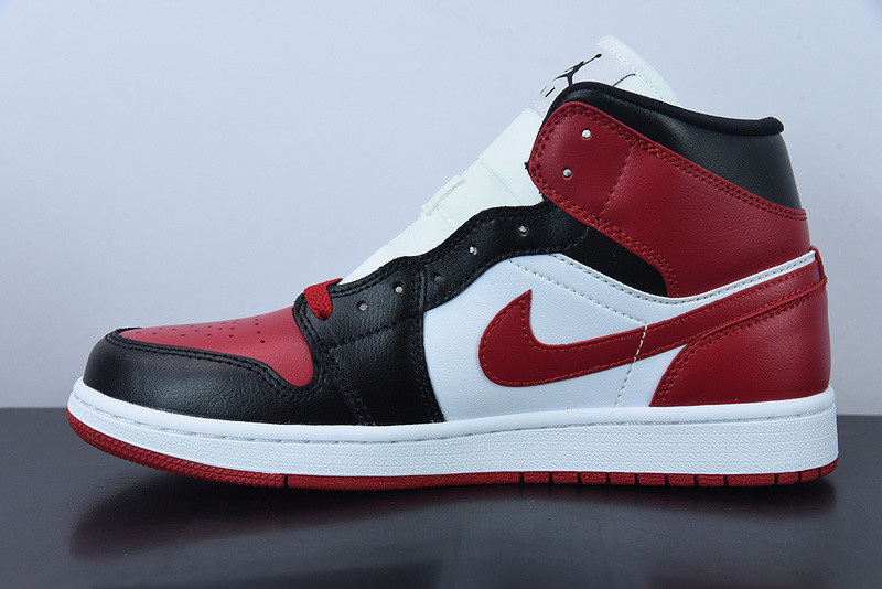 wmns air jordan 1 mid 