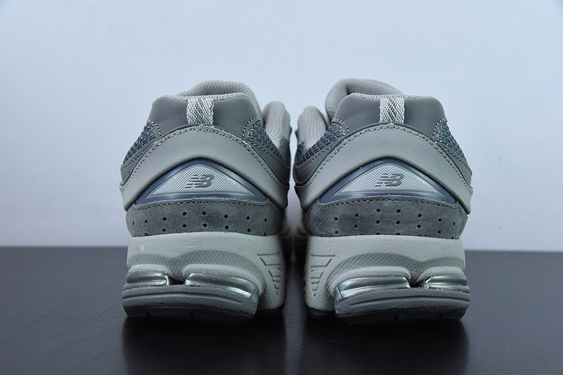 new balance sneaker
