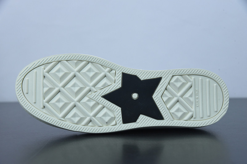 dio* x converse sneaker