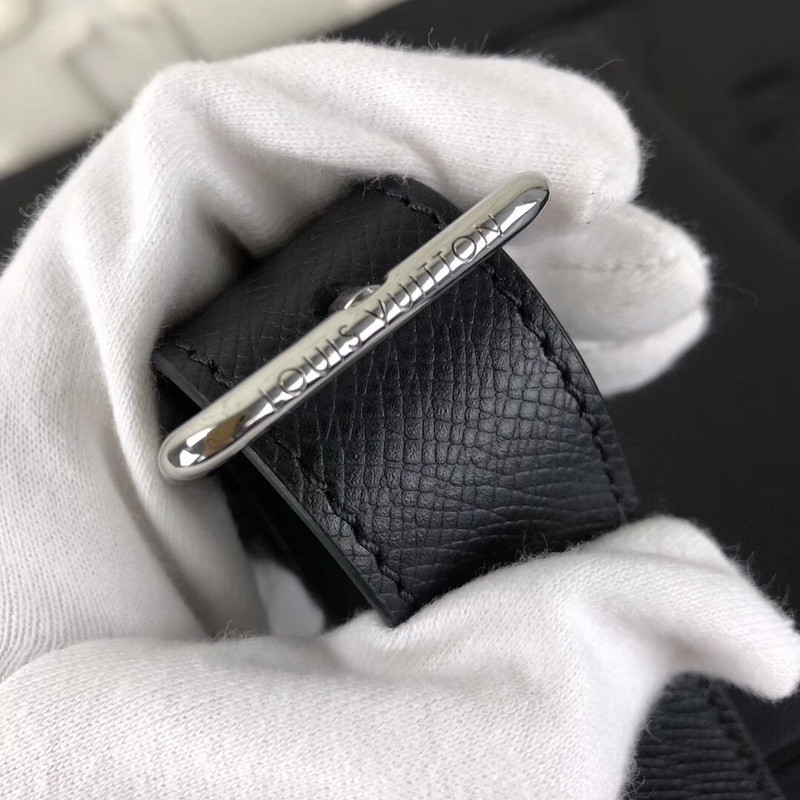 LVT PURSE