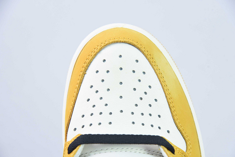 air jordan 1 high og "yellow ochre" dz5485-701