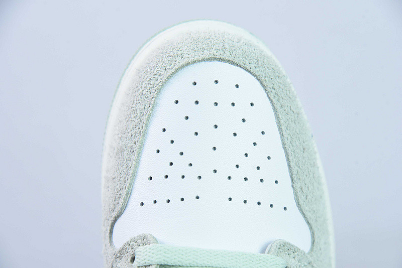 air jordan 1 low "light green" fn5214-131