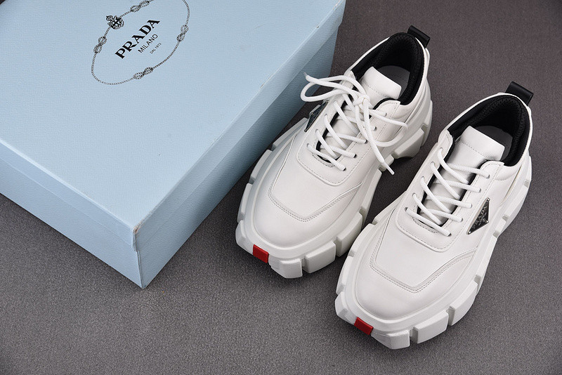 pr sneaker