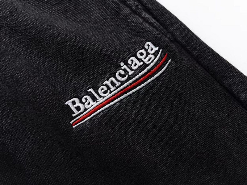 Ba*len*cia*ga clothes