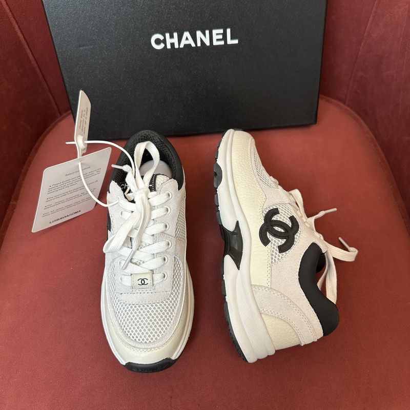 Ch**el sneaker