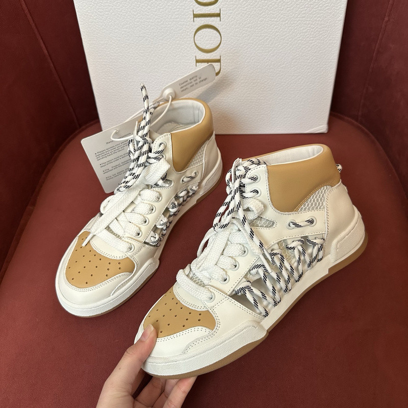 DIO* SNEAKER