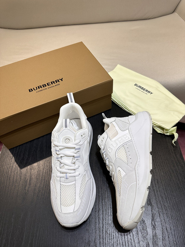 B**rry sneaker