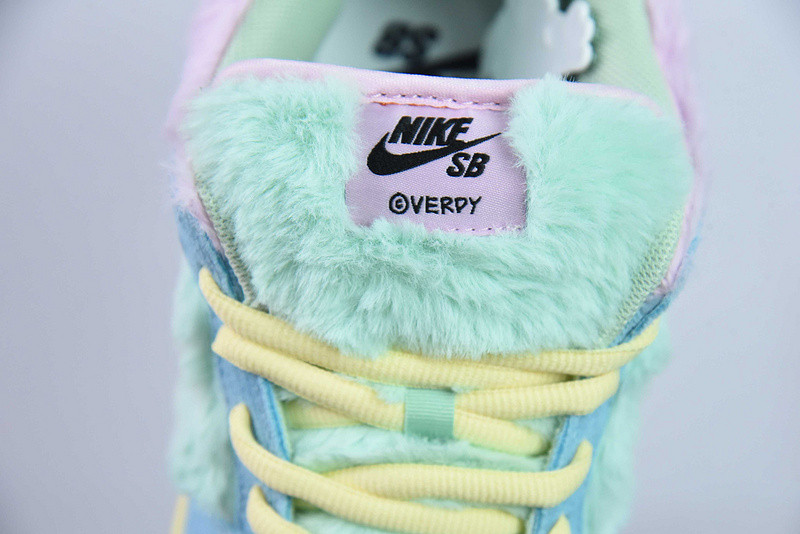 verdy x nike sb dunk low “visty” fn6040-400