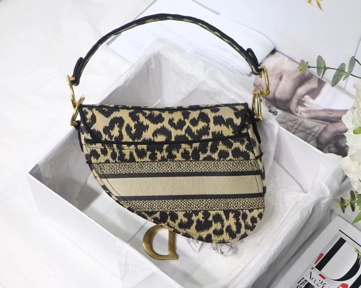 D10r bag