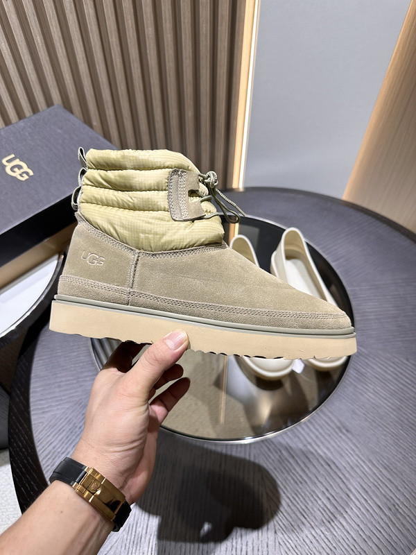 UGG