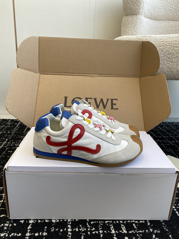 L0ew* sneaker