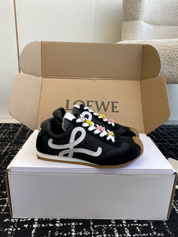 L0ew* sneaker