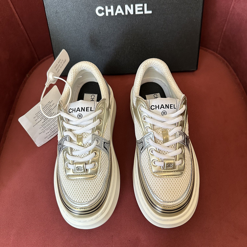Ch**el sneaker