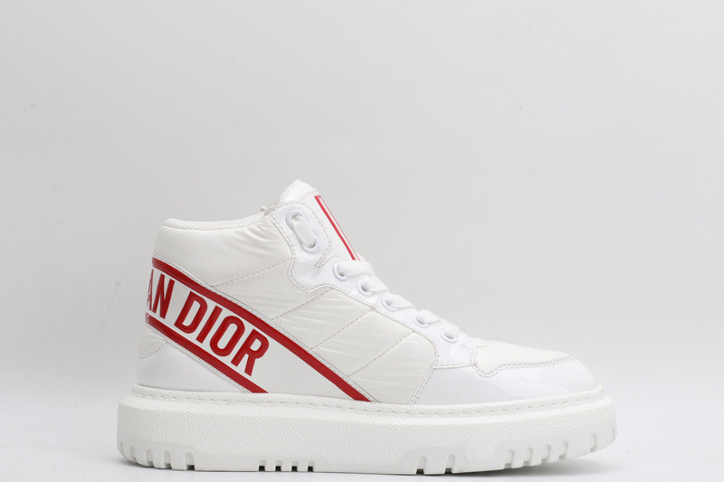 dio* sneaker