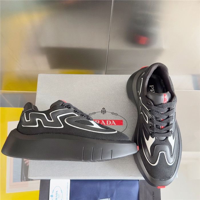 pr sneaker