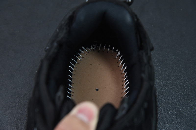 Ba*len*cia*ga runner sneaker
