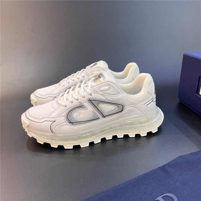 dio* sneaker